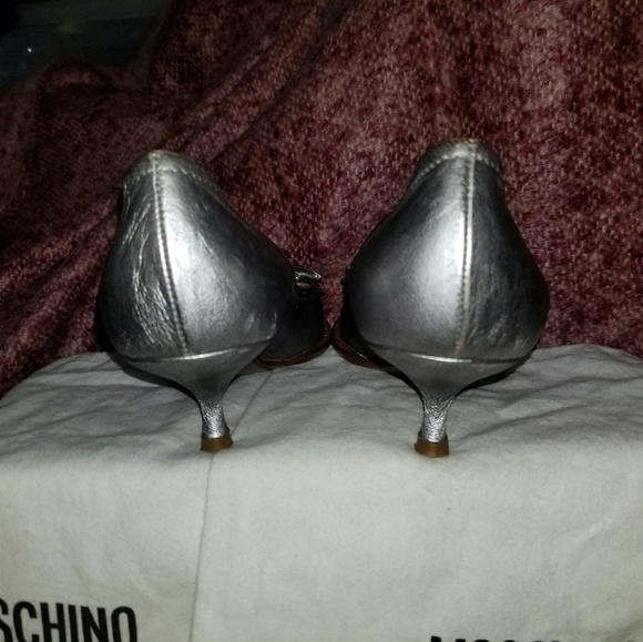 Auth Moschino Silver Metallic Kitten Heels - Picture 4 of 4